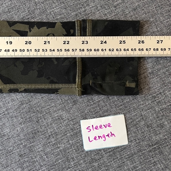 Lululemon Define Full Zip Camo Jacket - Women's Size 4 - Green - Picture 12 of 14